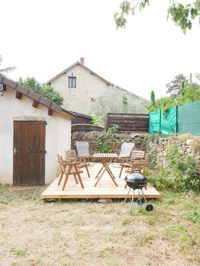 Gite Du Lavoir Leyrieu Exteriér fotografie